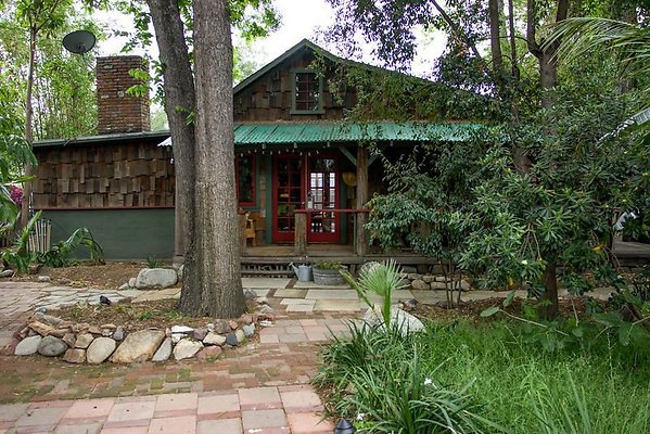 UNI C364-LOS ANGELES 05