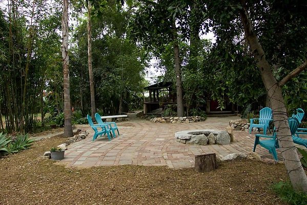 UNI C364-LOS ANGELES 14