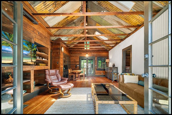 UNI C364-LOS ANGELES 12