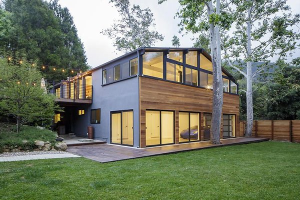 UNI A513-CALABASAS 28