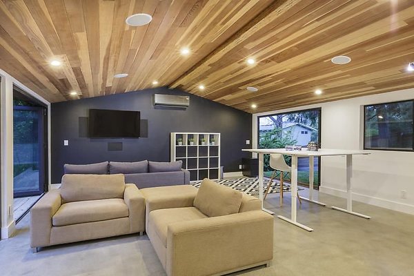 UNI A513-CALABASAS 25