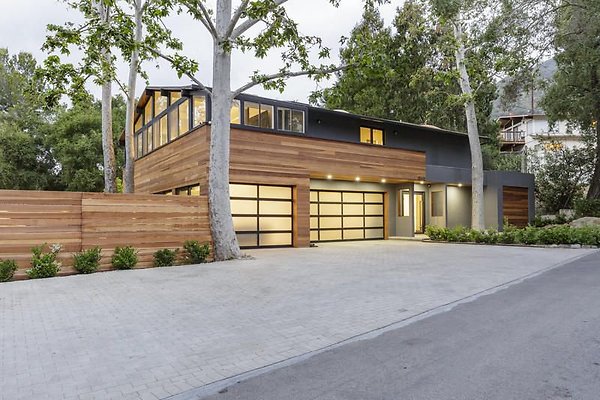 UNI A513-CALABASAS 04