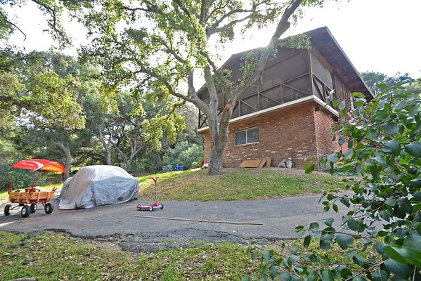 UNI A841-SANTA CLARITA 25