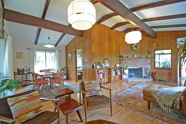 UNI A841-SANTA CLARITA 07