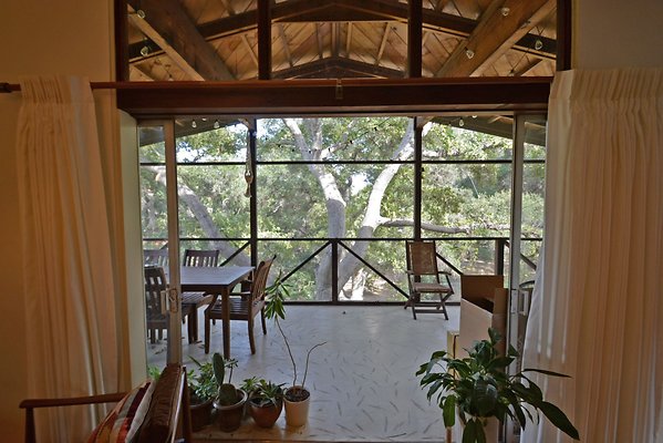 UNI A841-SANTA CLARITA 17