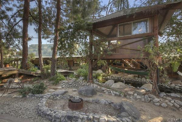 CAST Sunland 12262 11