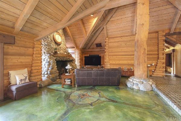 CAST Sunland 12262 06