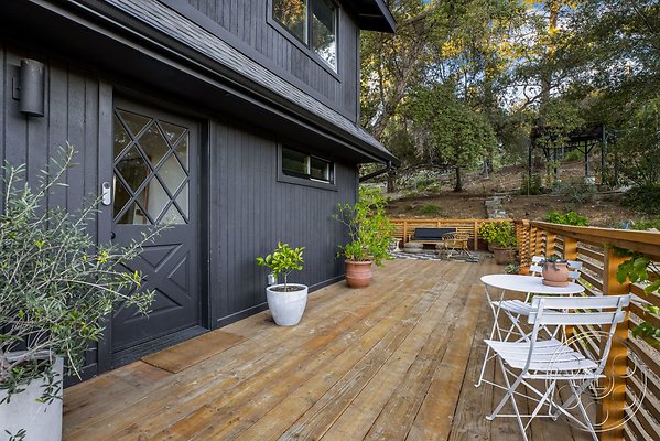 IMAGE LOC - modern-farmhouse-7 - Topanga 05