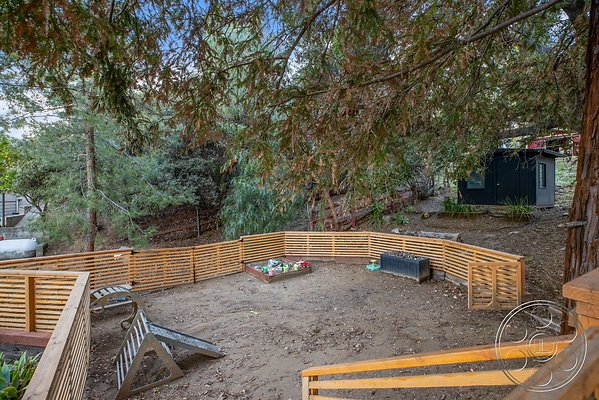 IMAGE LOC - modern-farmhouse-7 - Topanga 16