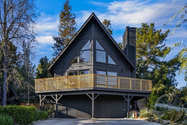 IMAGE LOC - modern-farmhouse-7 - Topanga 02