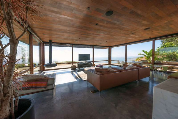 CAST Malibu 11302 05