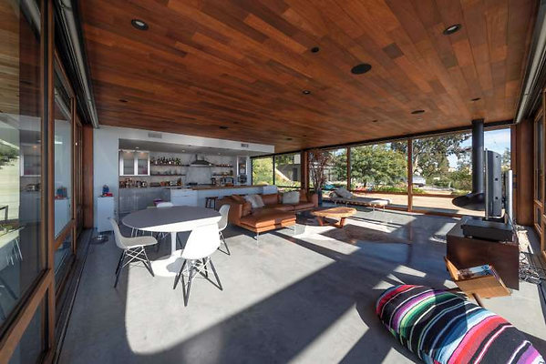 CAST Malibu 11302 06