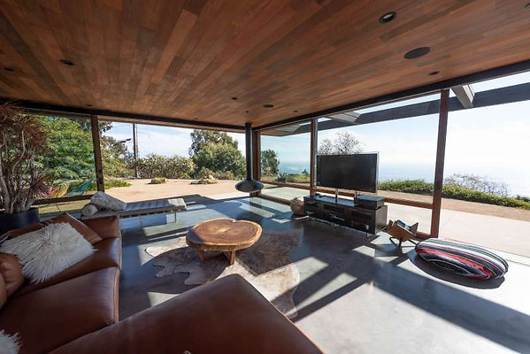 CAST Malibu 11302 10