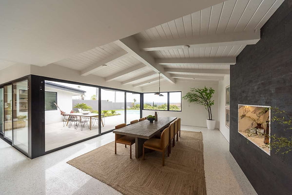 CAST Los Angeles 13738 13