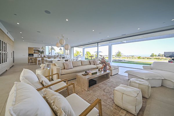 CAST Malibu 13938 03