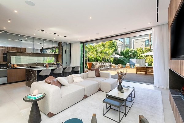 PL10642 - Los Angeles 04