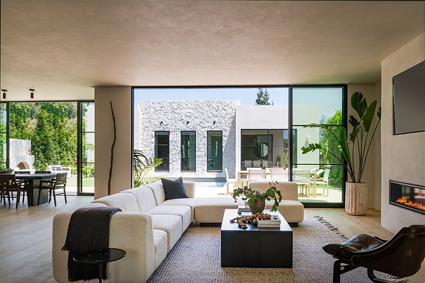 PL10228 - Sherman Oaks 06