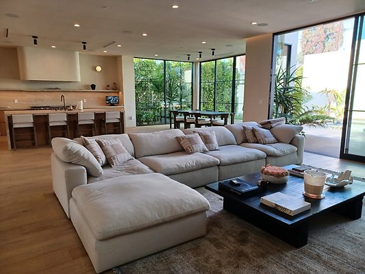 PL10228 - Sherman Oaks 08