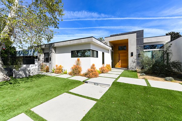 UNI B536-SHERMAN OAKS 02