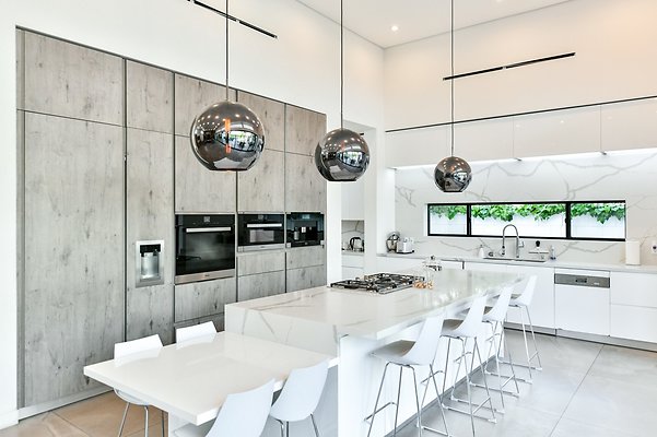 UNI B536-SHERMAN OAKS 10