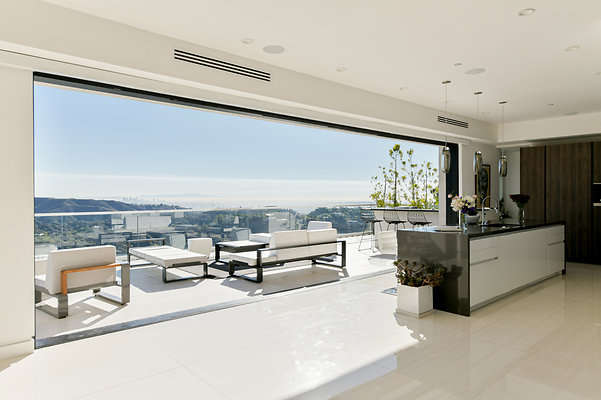 CAST Los Angeles 12962 12