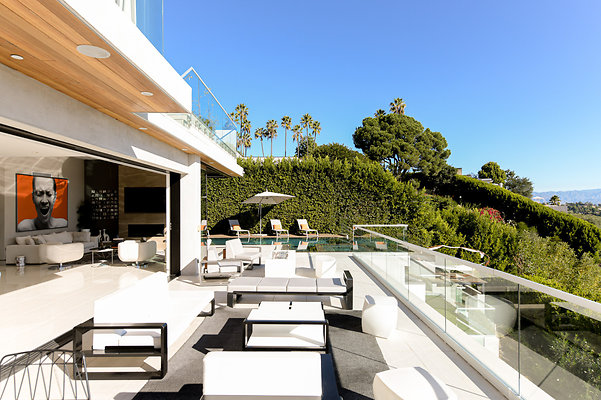 CAST Los Angeles 12962 16