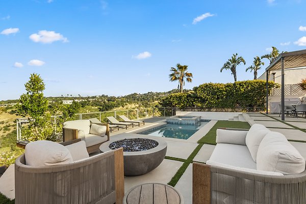 PL9668 - Sherman Oaks 14