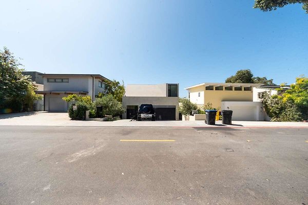 CAST Malibu 14195 02