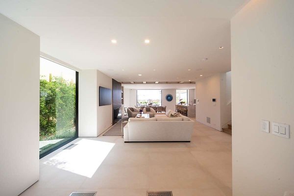 CAST Malibu 14195 09