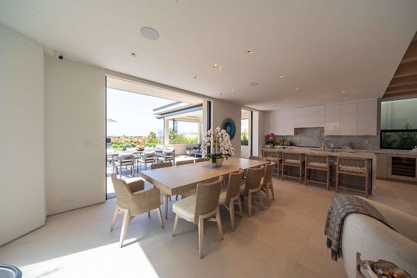 CAST Malibu 14195 14