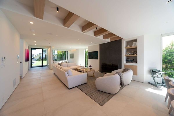 CAST Malibu 14195 03