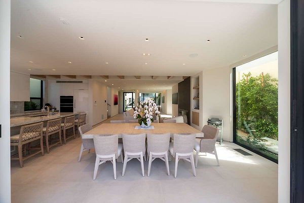 CAST Malibu 14195 10