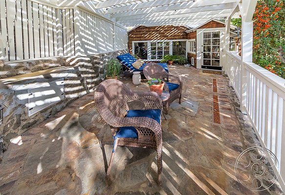 IMAGE LOC - lake-house-2 - Agoura 39