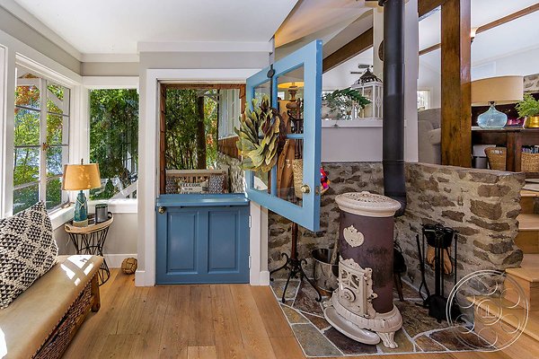 IMAGE LOC - lake-house-2 - Agoura 20