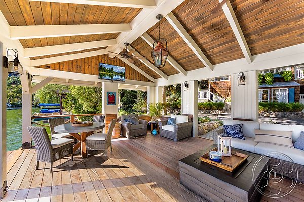 IMAGE LOC - lake-house-2 - Agoura 08