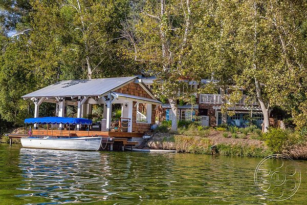IMAGE LOC - lake-house-2 - Agoura 04