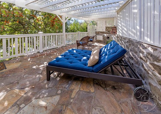 IMAGE LOC - lake-house-2 - Agoura 37