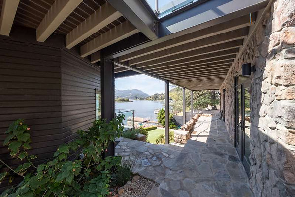 CAST Thousand Oaks 11986 52