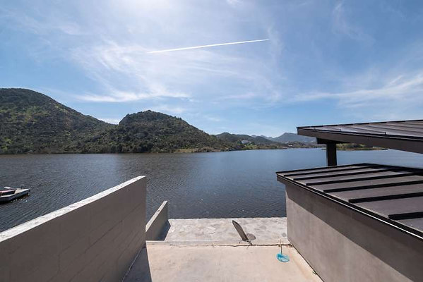 CAST Thousand Oaks 11986 48