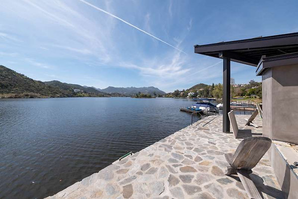 CAST Thousand Oaks 11986 59