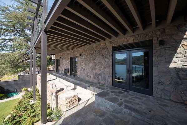 CAST Thousand Oaks 11986 53