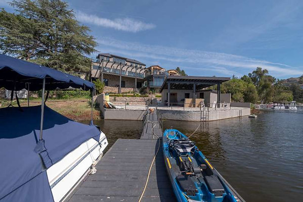 CAST Thousand Oaks 11986 50