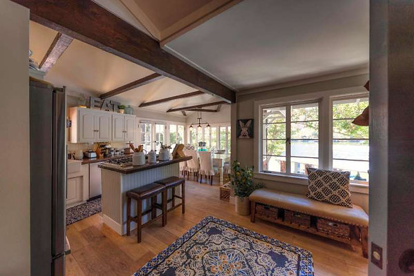 CAST Agoura 11220 12