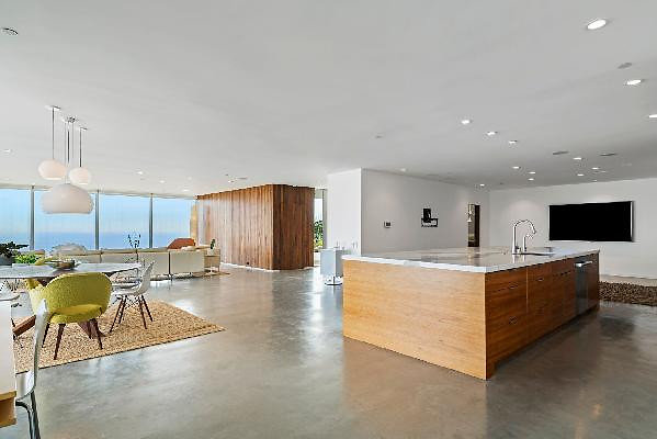 CAST Malibu 12319 21