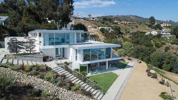 CAST Malibu 12319 02