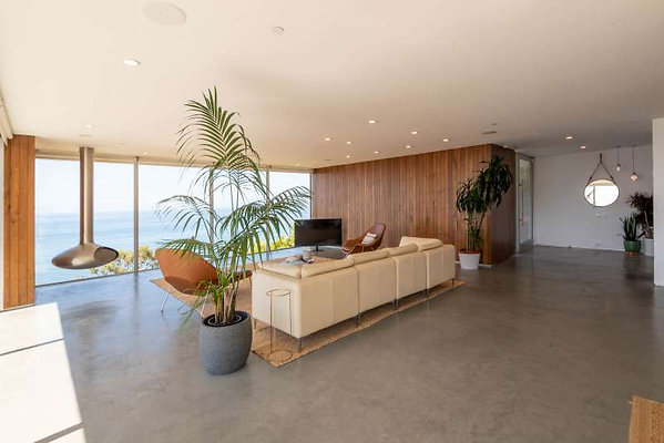 CAST Malibu 12319 13