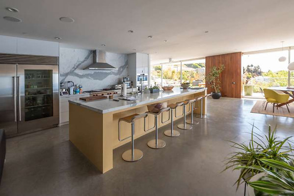 CAST Malibu 12319 18