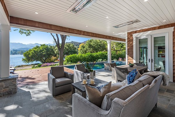 UNI B064-LAKE SHERWOOD 10