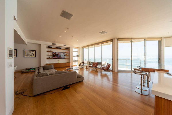 CAST Malibu 11571 07