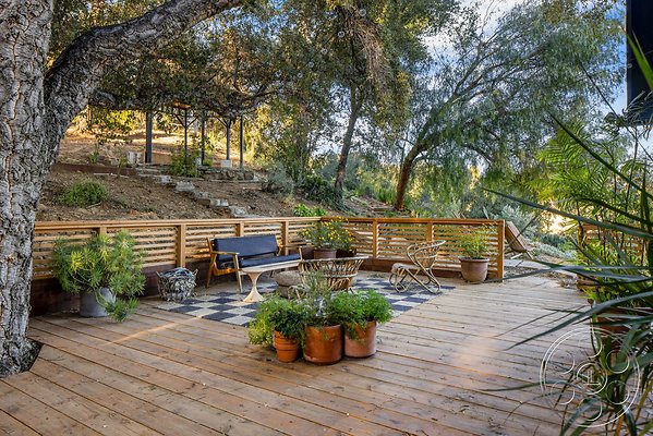 IMAGE LOC - modern-farmhouse-7 - Topanga 13